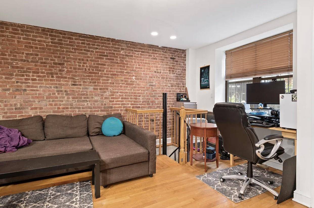 Unique and large first floor convertible one bedroom duplex apartment with two bathrooms in an immaculate brownstone on a great tree lined block.