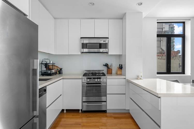 Welcome home to unit 8D, a stunning one bedroom, 1.