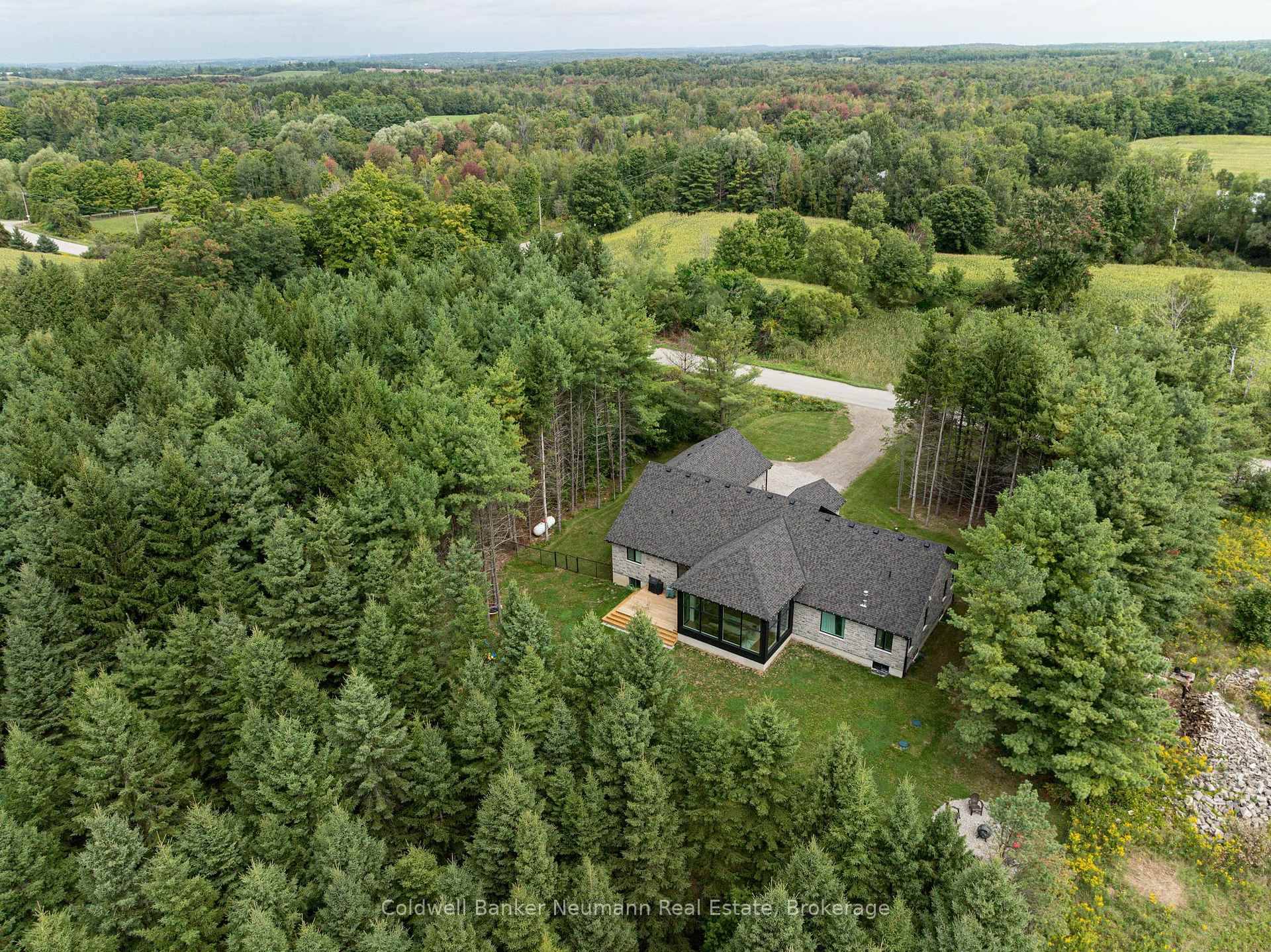 Welcome to 4640 Nassagaweya Puslinch Townline, a custom built 3, 155 sq ft bungalow brought to life by an accomplished interior designer.