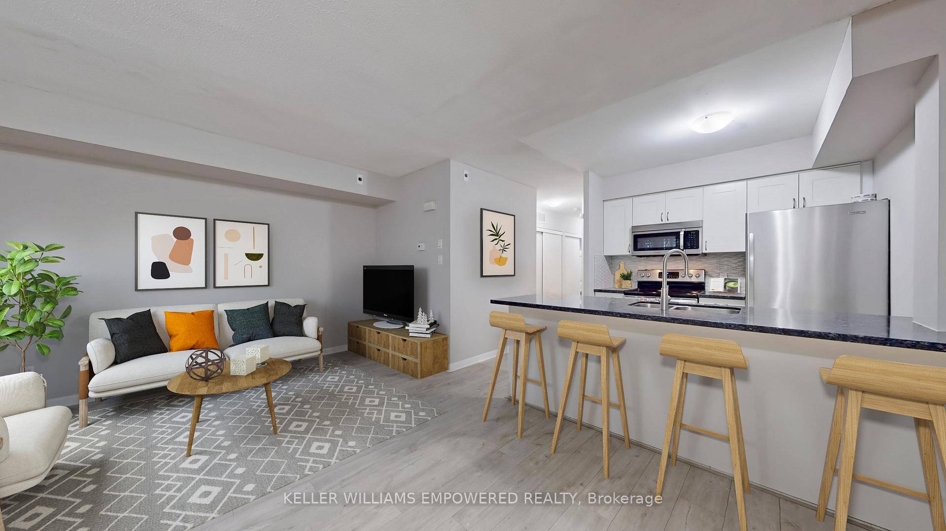 Incredible opportunity to live in the heart of Queen West !