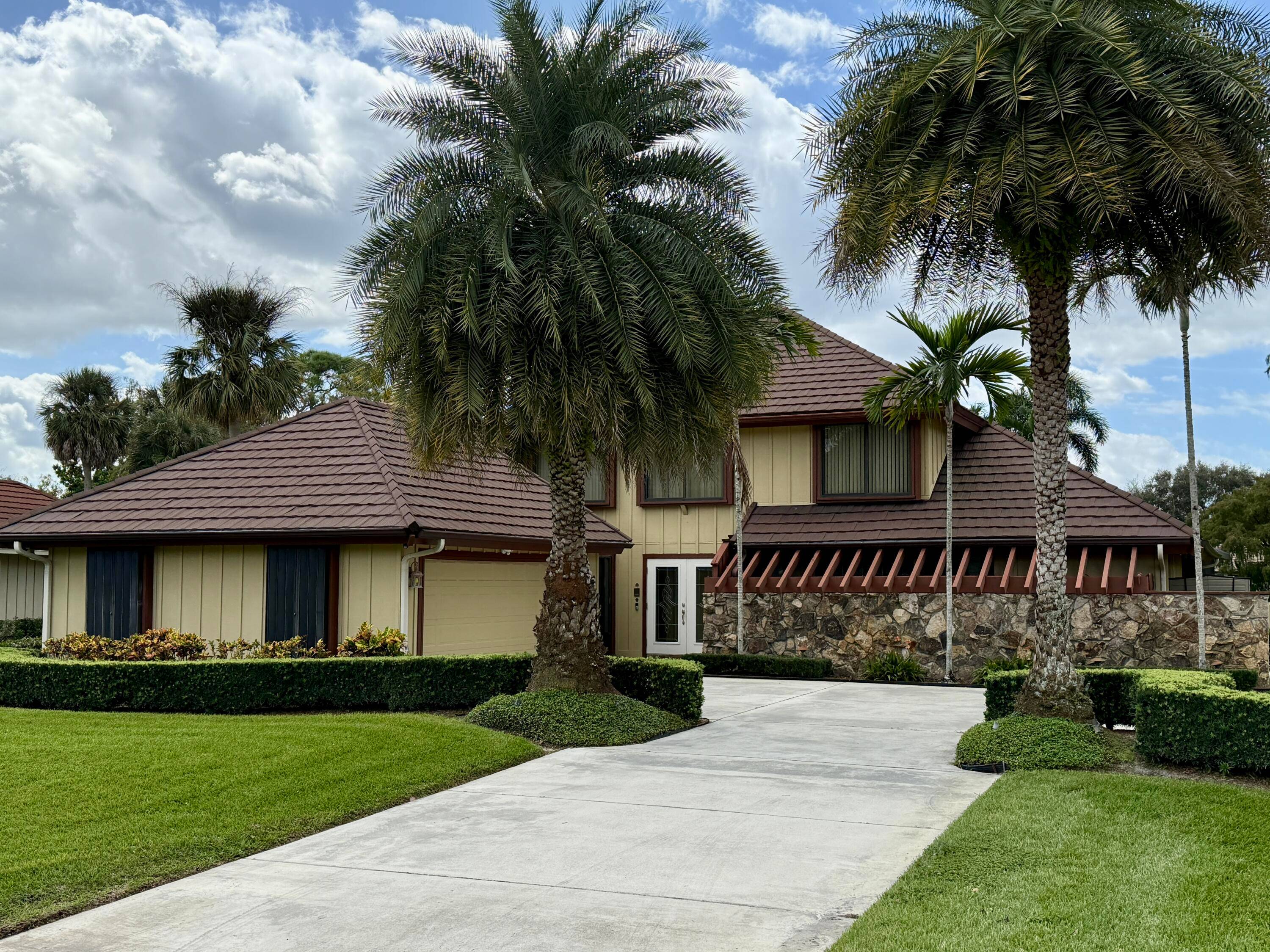 Welcome to the PGA RESORT COMMUNITY !