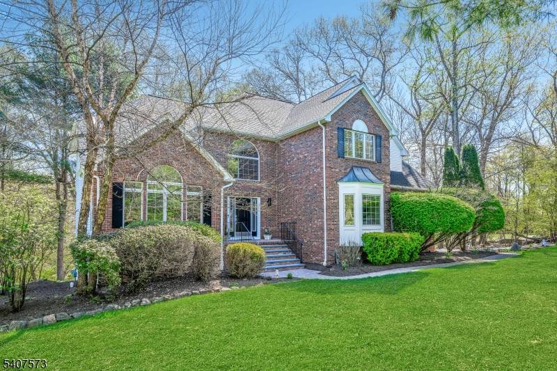 Tucked away on a quiet cul de sac, this exceptional 4 bedroom residence offers a rare blend of privacy, space understated luxury.