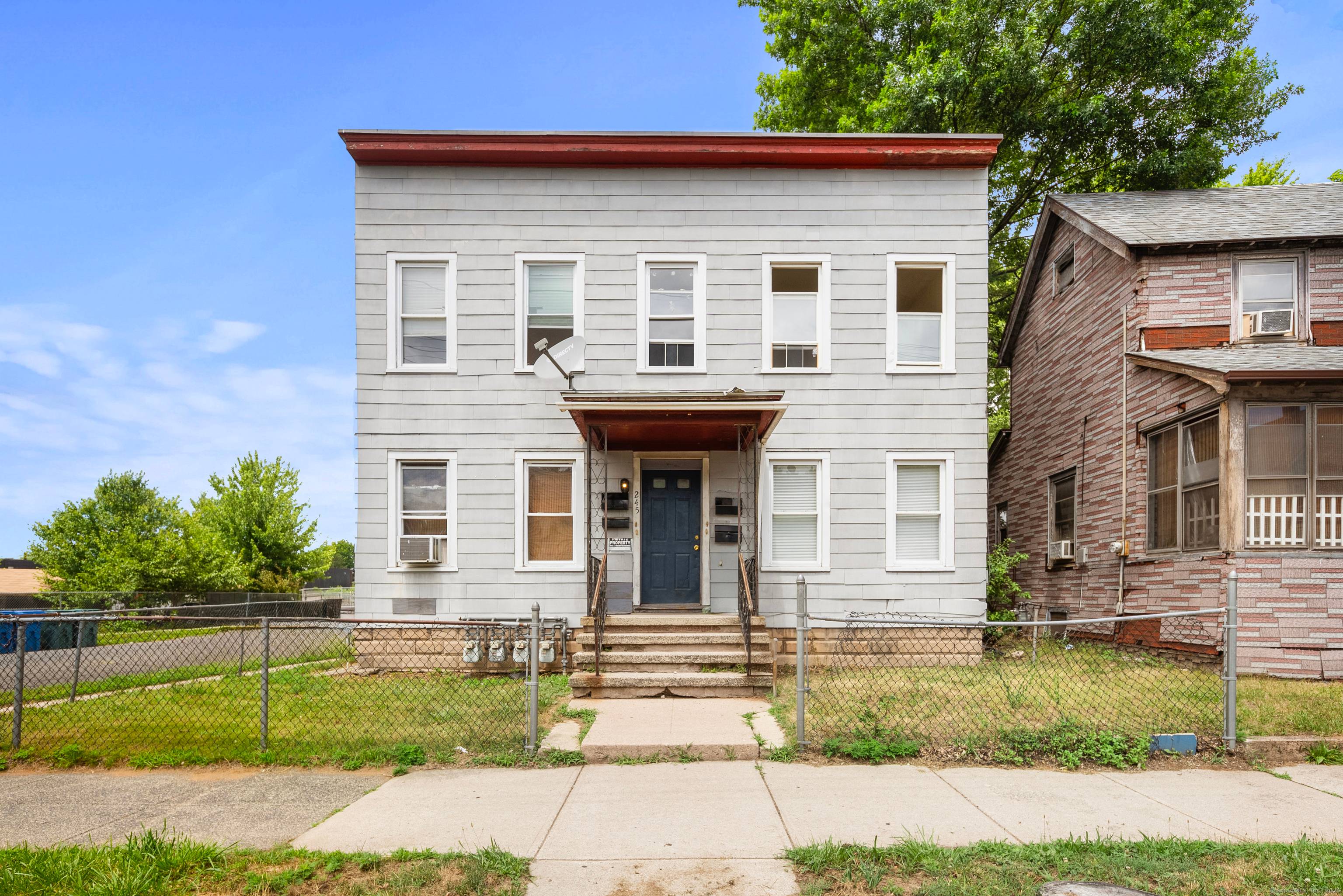 This fully rented four family sits in a high occupancy rental pocket of Hamden, just minutes from Albertus Magnus, Yale, Science Park, and key transit routes.