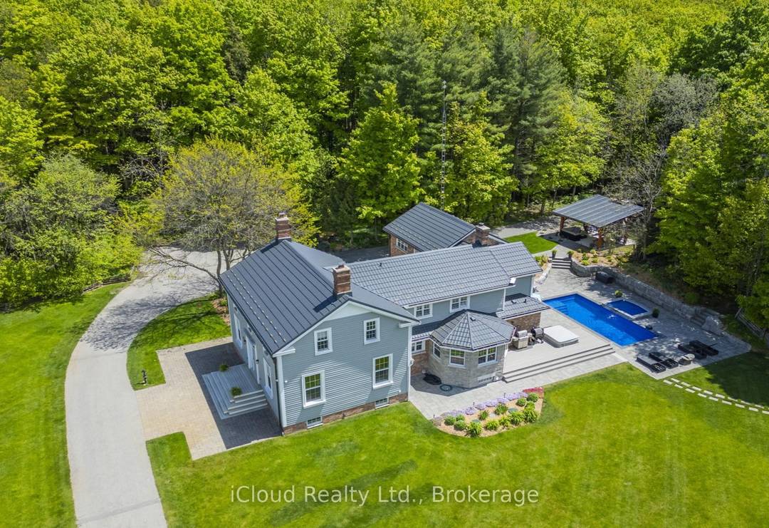 Welcome to your private oasis, where luxury and countryside living come together on over 42 stunning acres.