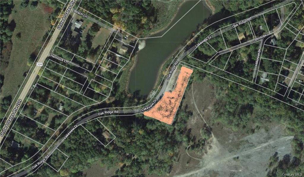 This 0. 7 acre vacant land offers the perfect opportunity for your vision to flourish.