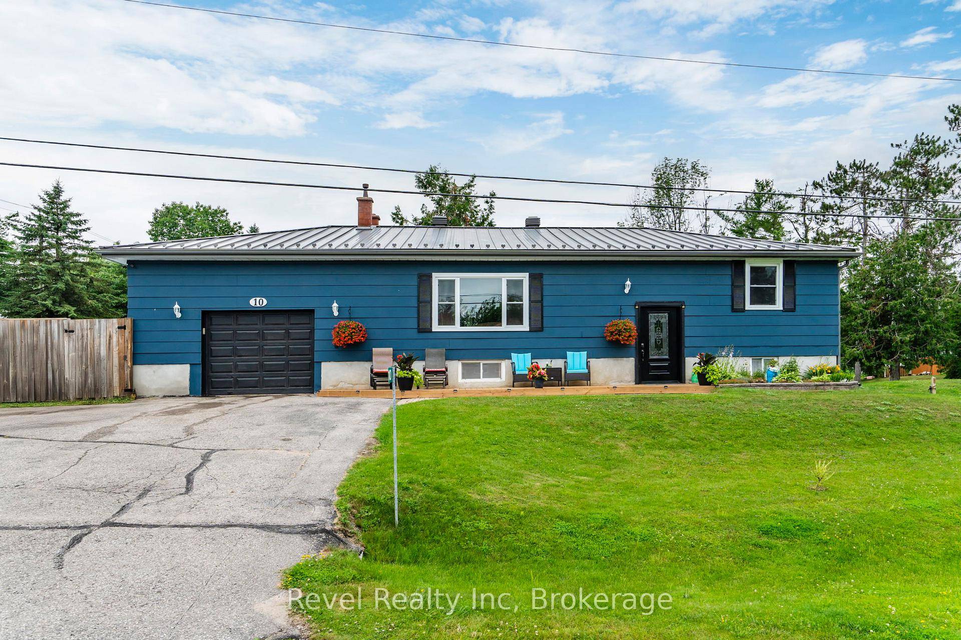 This stunning 5 bedroom, 2 bathroom property offers the perfect blend of modern upgrades, functional living space, and outdoor paradise all nestled on a spacious lot in a family friendly ...
