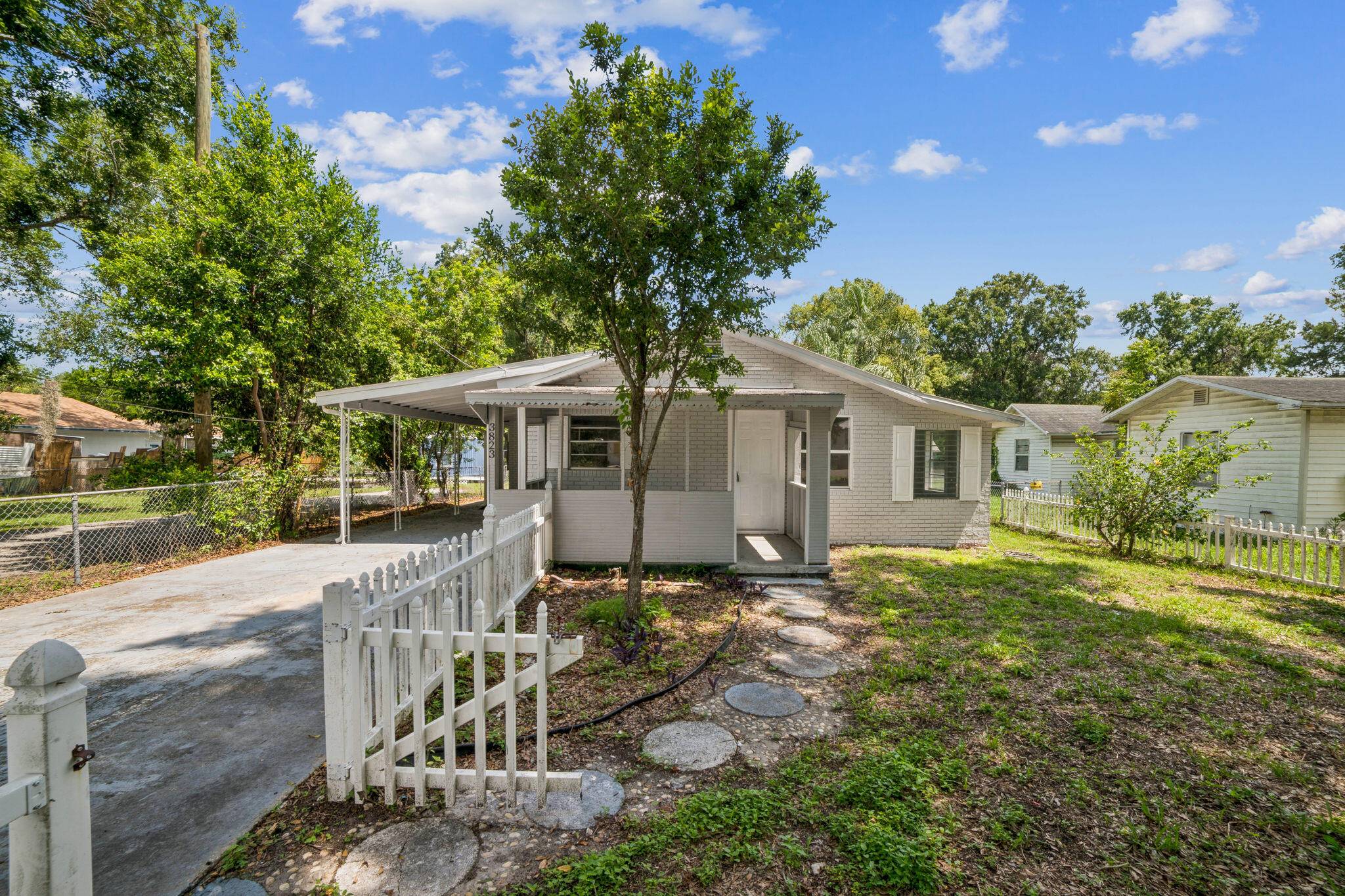 BEAUTIFUL ALL REDONE NO HOA HOME WITH BRAND NEW LUXURY FLOORING, BRAND NEW WHITE STAINLESS KITCHEN, FULLY REMODELED BATHROOMS, LOCATED ON A SPACIOUS LOT WITH AMPLE PARKING.