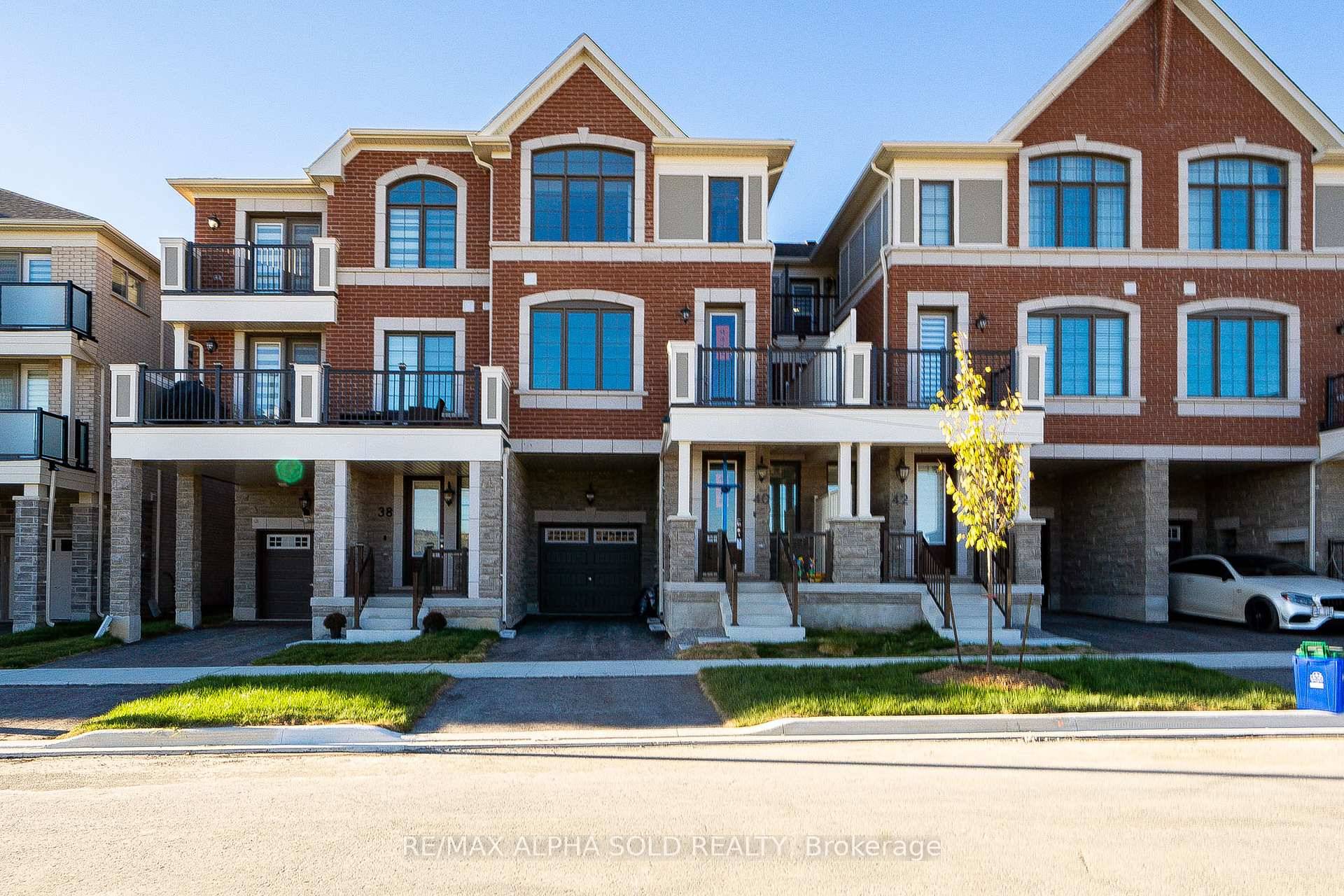 A Stunning Brand New, Never Lived In Mattamy Townhouse in Sought After Victoria Square !