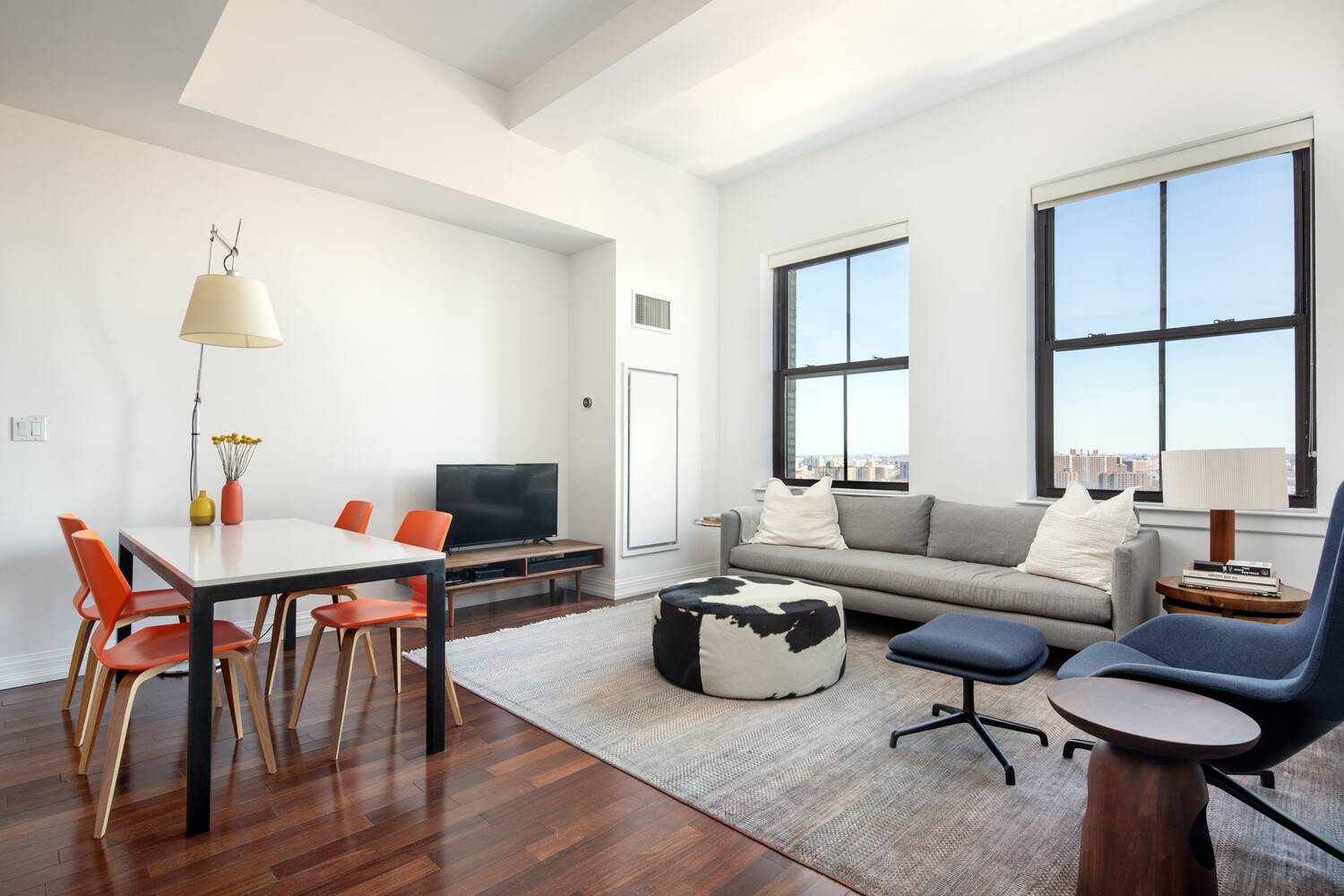 Welcome to Residence 23B, a beautifully proportioned two bedroom, two bathroom loft style home in one of Brooklyn's most iconic landmark buildings One Hanson Place.