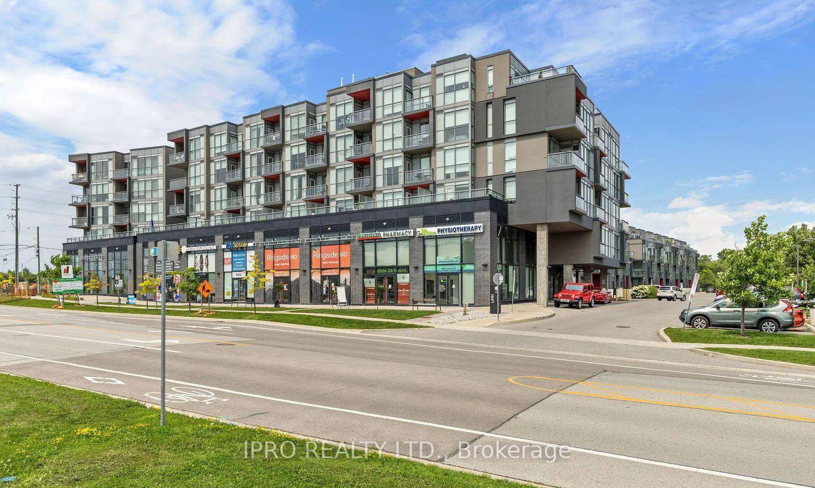 This Modern 1 Bedroom 1 Bathroom Is Located In The Heart of Burlington In The Trendy Orchard Community.