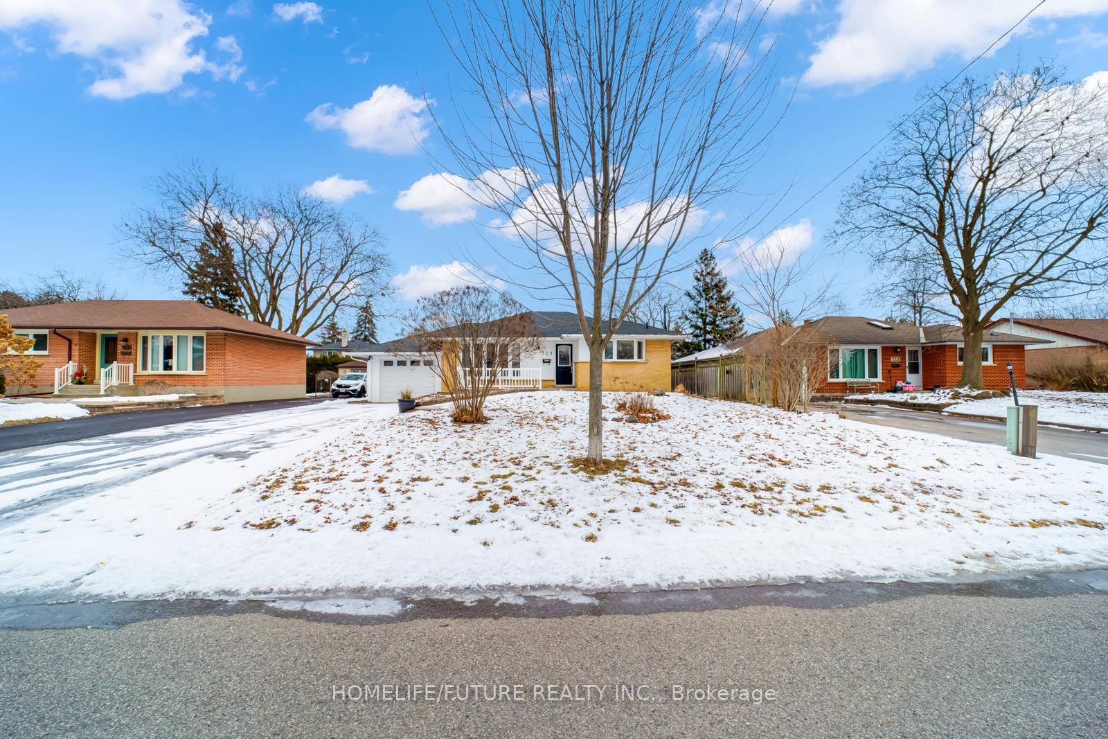Beautiful 3 1 Bedroom House For Lease.