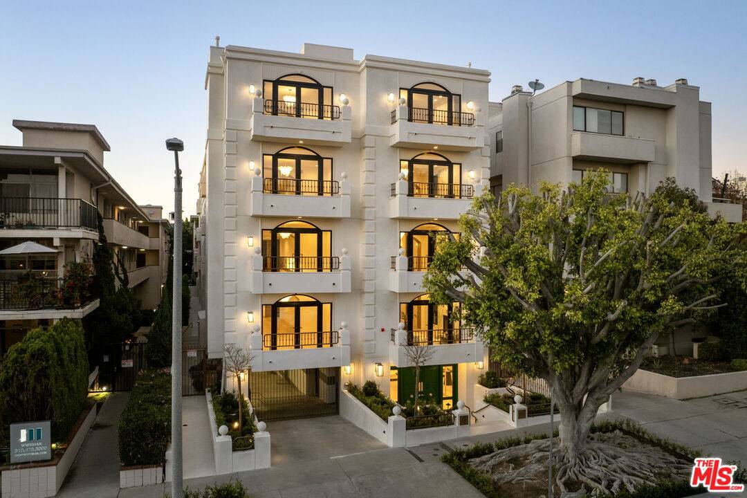 11923   Gorham Ave 3BR Brentwood La