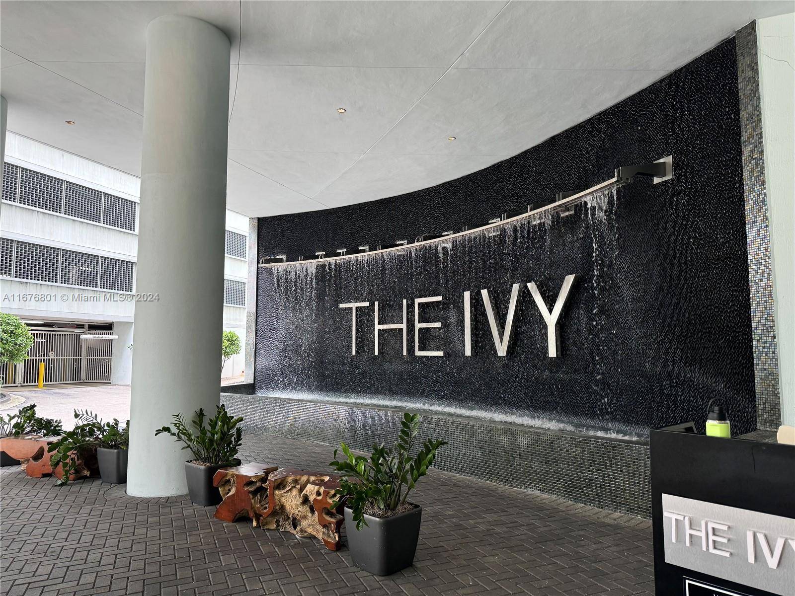 This 2 Bedroom, 2 Bathroom with den boasts breathtaking view of the Brickell Skyline, Miami River and the ocean.