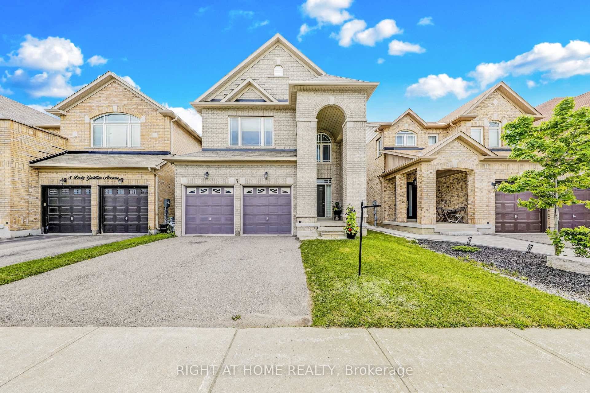 Welcome to this gorgeous super clean detached brick home located in a quiet sought after family friendly neighbourhood community Featuring approx.