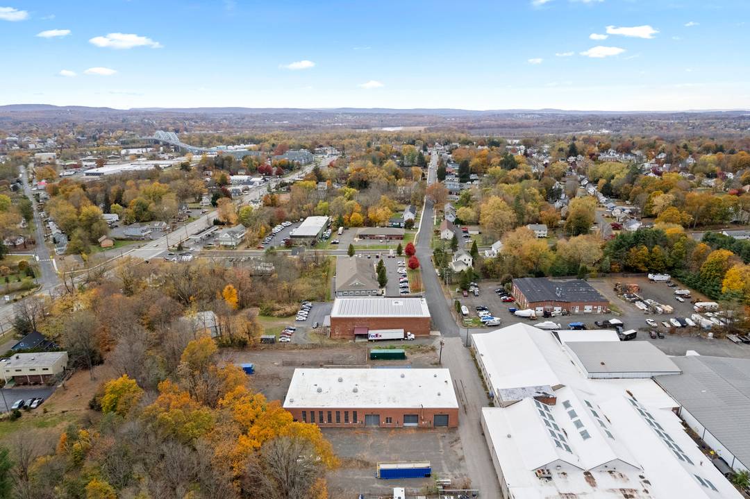 This exceptional industrial property offers 1.