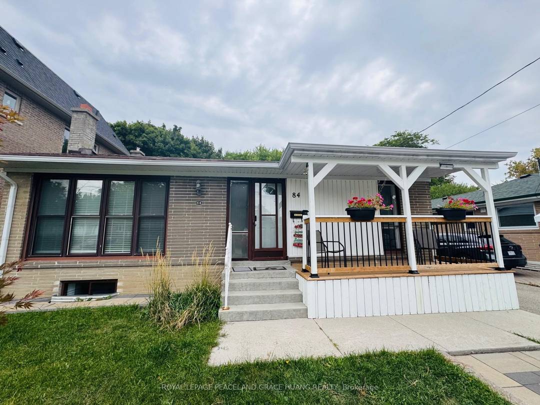 Move in Condition ! Entire House for Rent with Furniture In High Demand Crosby Neighbourhood.