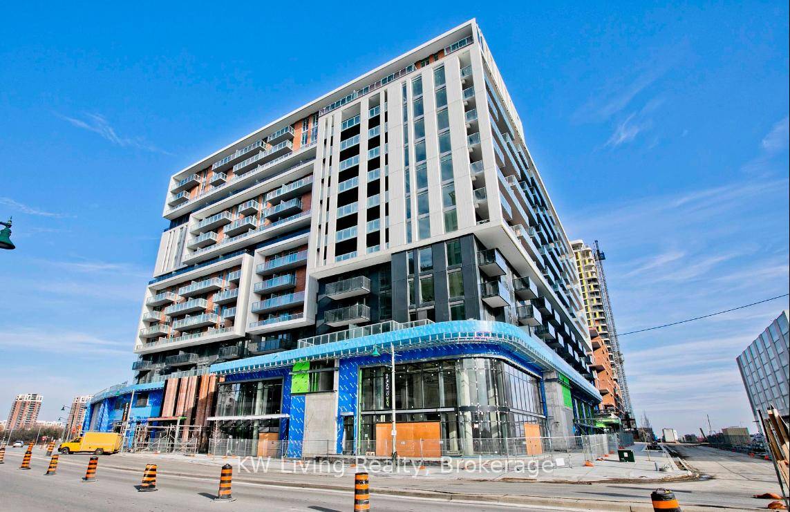Luxury One Bedroom Den Unit At Gallery Square Located at Downtown Markham.