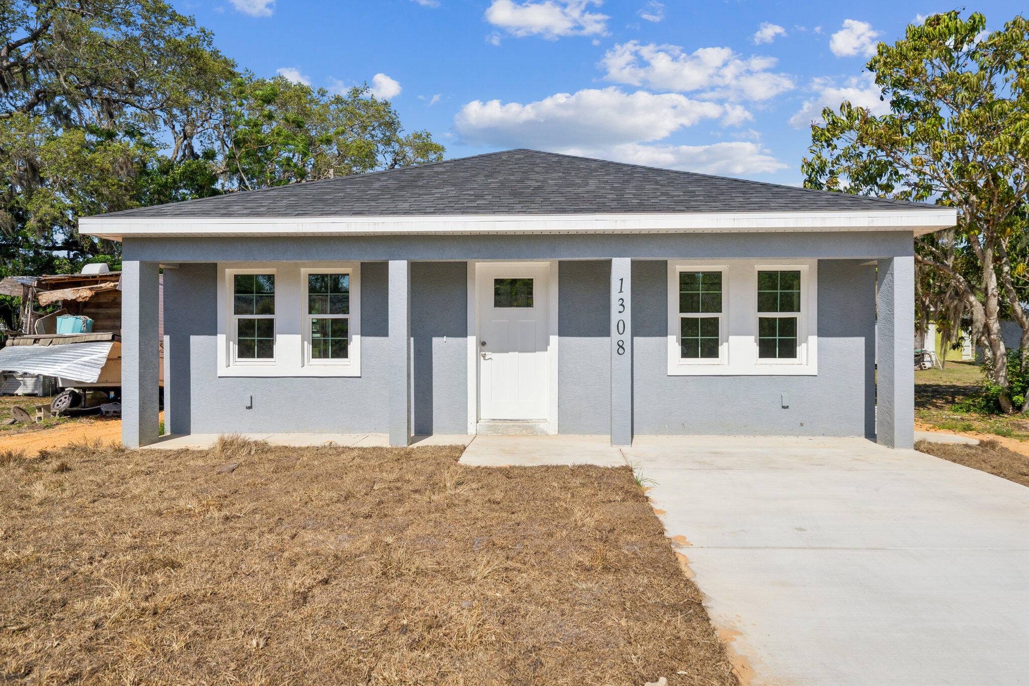 BRAND NEW CONSTRUCTION SFH close to Lake Tulane, Lake Verona, and Donaldson Park.