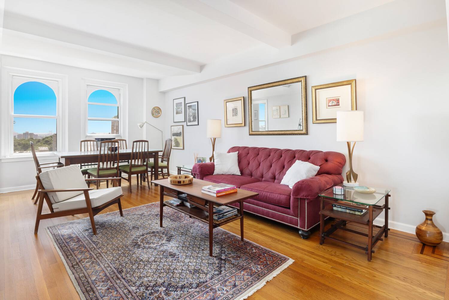 Unparalleled Views amp ; Timeless Scale in the Heart of the Upper West Side Perched high on the 16th floor, Residence 16A offers breathtaking, open sky views that stretch across ...