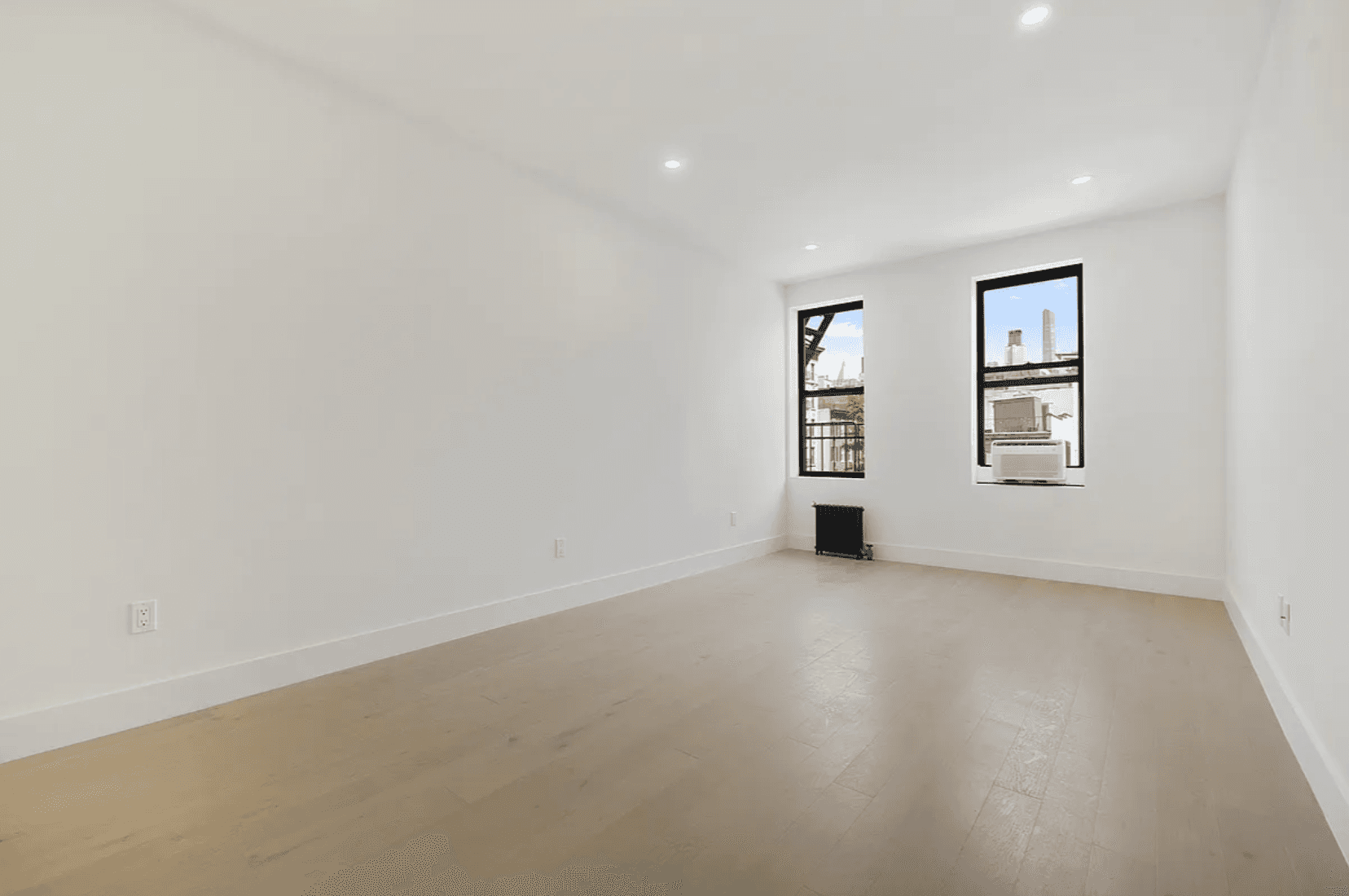 Beautifully gut renovated 1 bedroom, 1 bath residence featuring a stunning large kitchen with stainless steel appliances, wide plank Oak flooring, spacious bedrooms and in unit washer dryer.