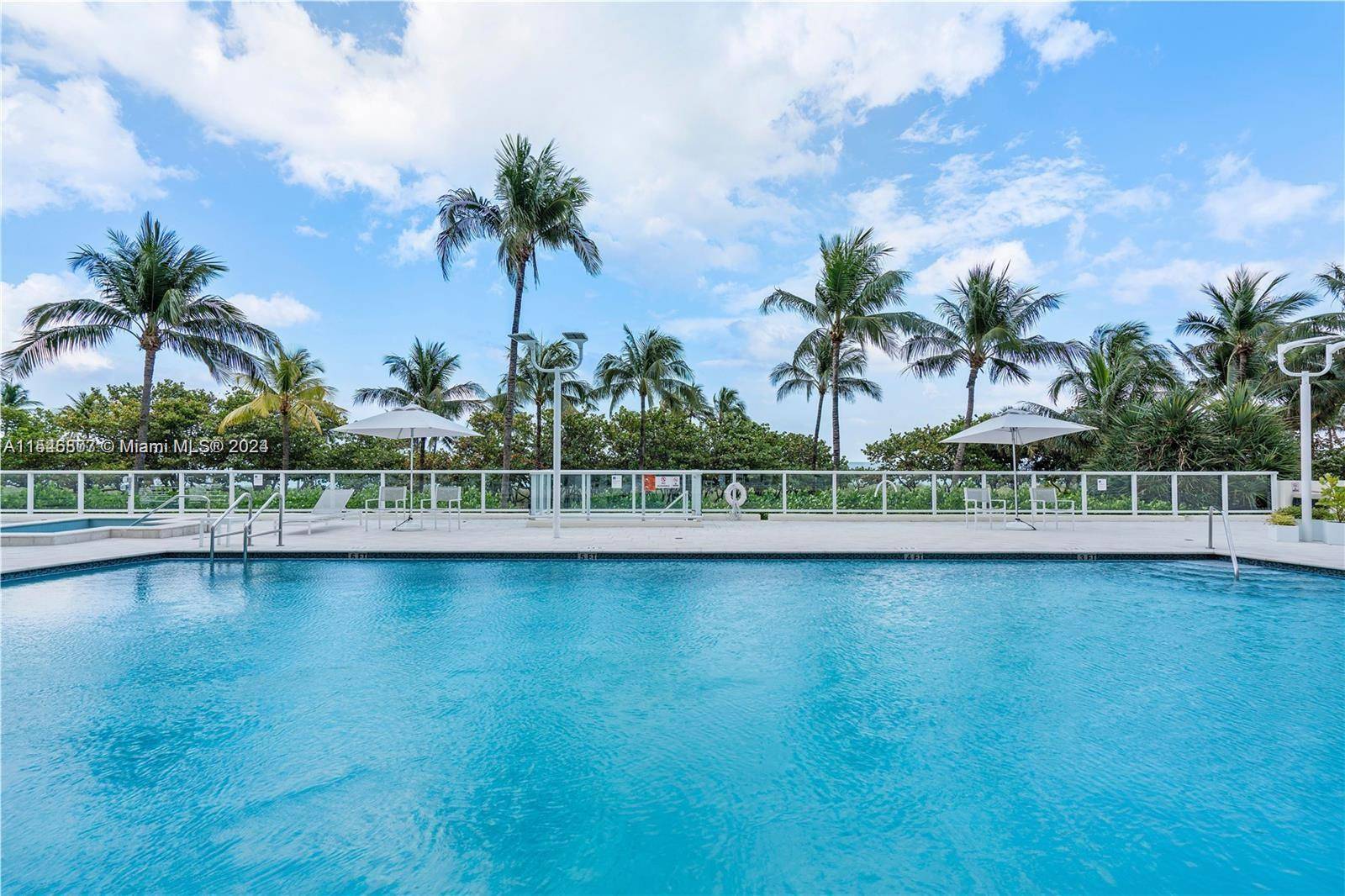 Spectacular oceanfront apartment in the most magnificent area of Bal Harbour !