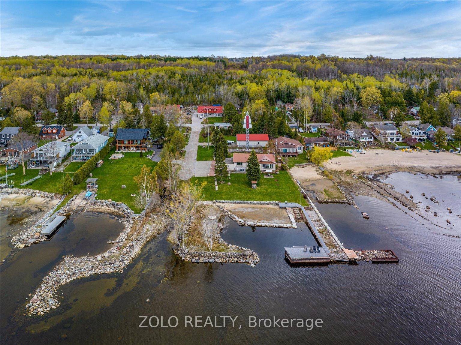 Welcome to your waterfront escape on Georgian Bay !
