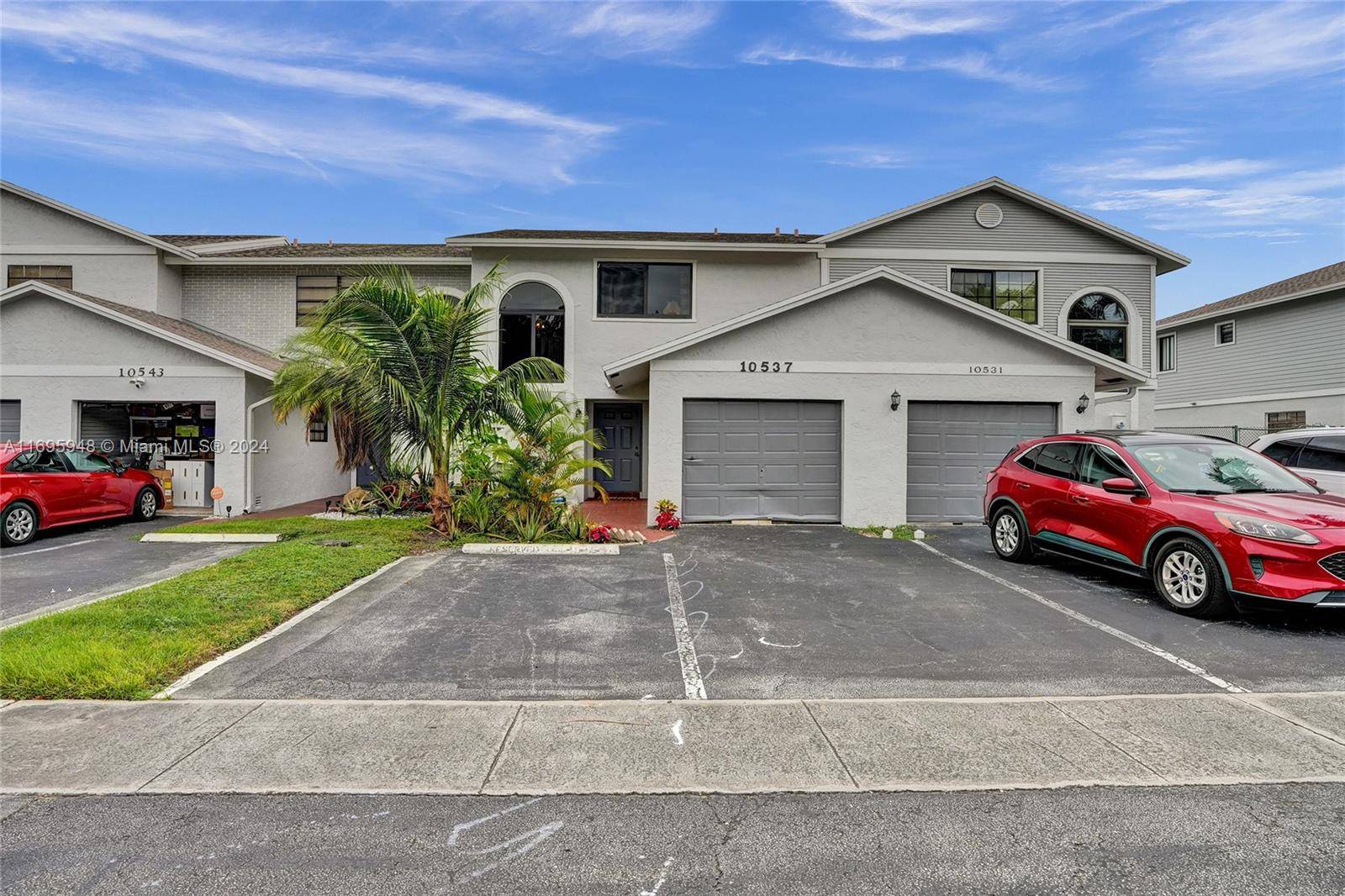 Discover this beautiful townhouse in the highly sought after Southbridge community of Pembroke Pines !