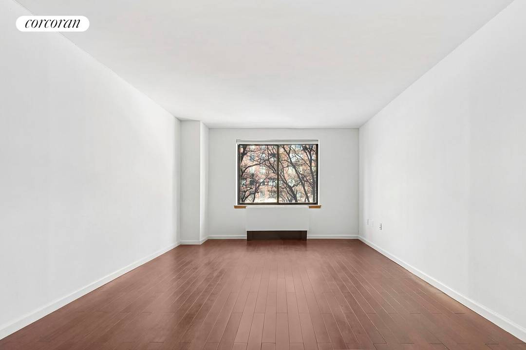 Welcome to Unit 3J at 300 Rector Place a delightful condo in the heart of a vibrant neighborhood !