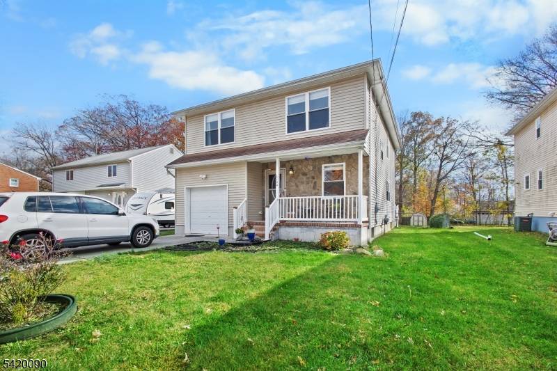 LOOKING FOR MODERN SPACE AND AN EASY NYC COMMUTE ?