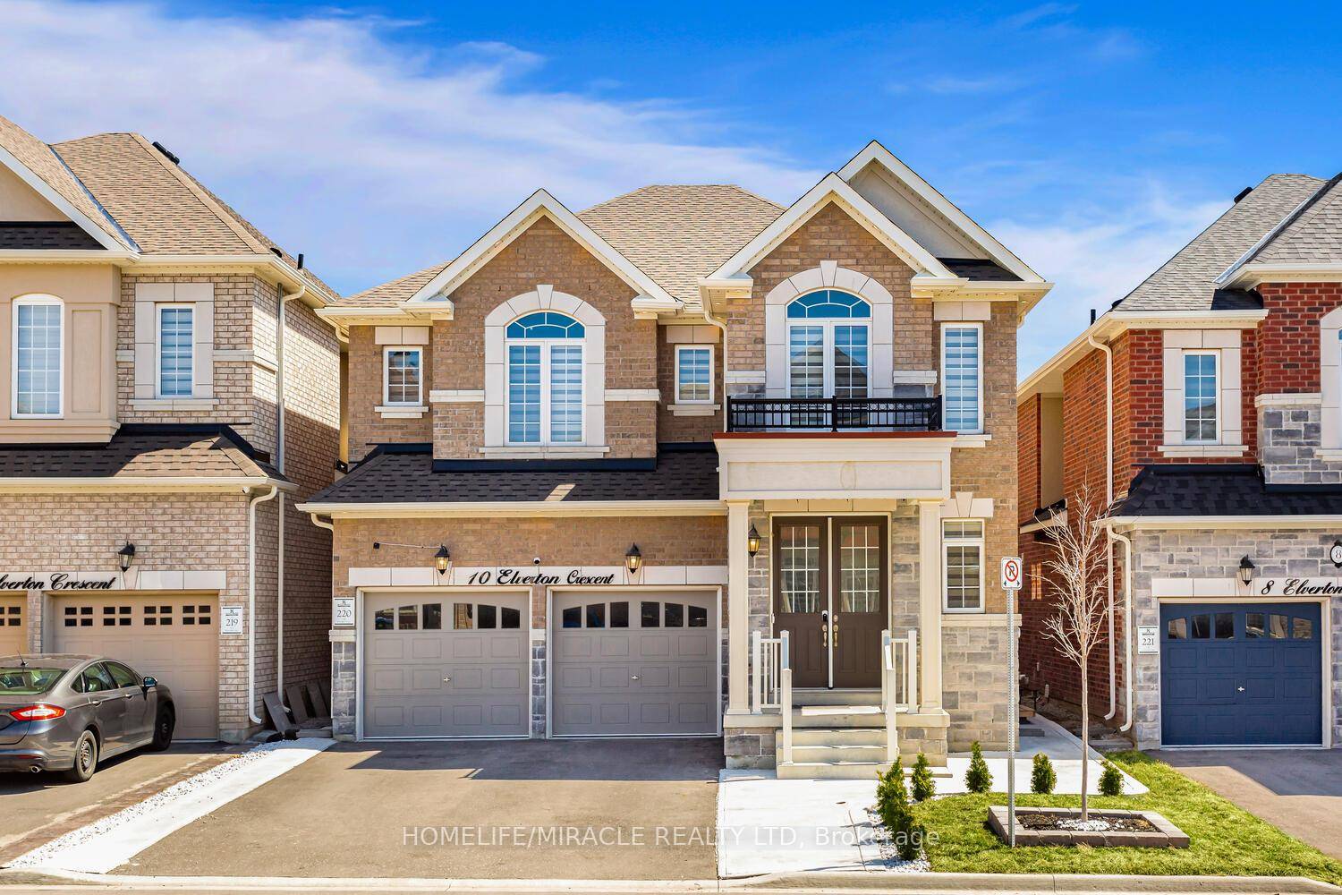 Bright and Spacious 2022 Built 4 2 Bed, 5 Bath Detached Home w A Legal Basement Apartment.