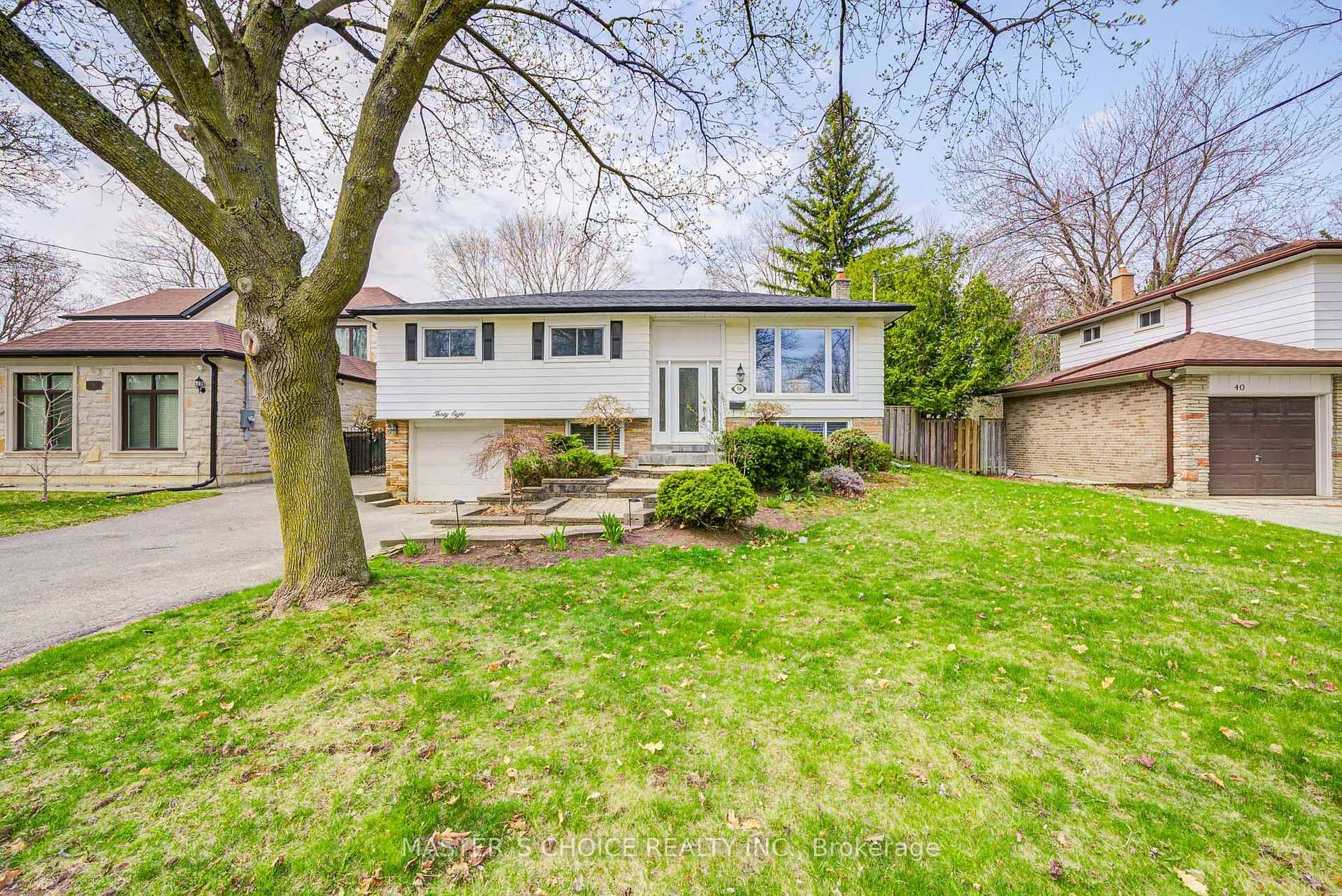 Welcome To Completely New Renovated Modern amp ; Open Concept Design, Hardwood Floor Thru Out, Kitchen W S.