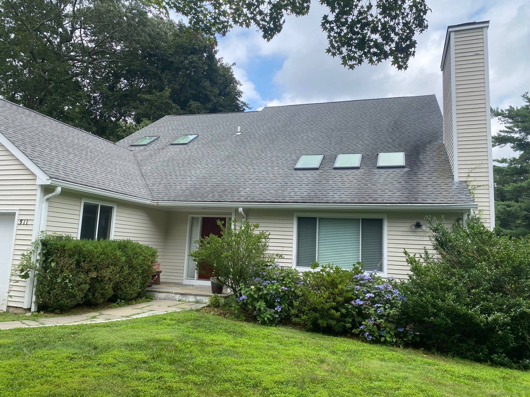 Welcome to this stunning 4 bedroom, 2.