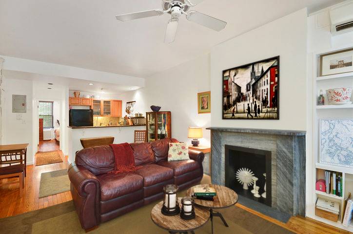 Charming one bedroom and one bathroom pre war gem with tremendous private outdoor space in Carroll Gardens where you can relax the day away outdoors in your exclusive, finished patio ...
