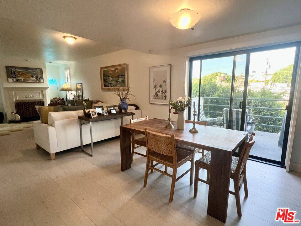 2950 Neilson Way 2BR Santa Monica La