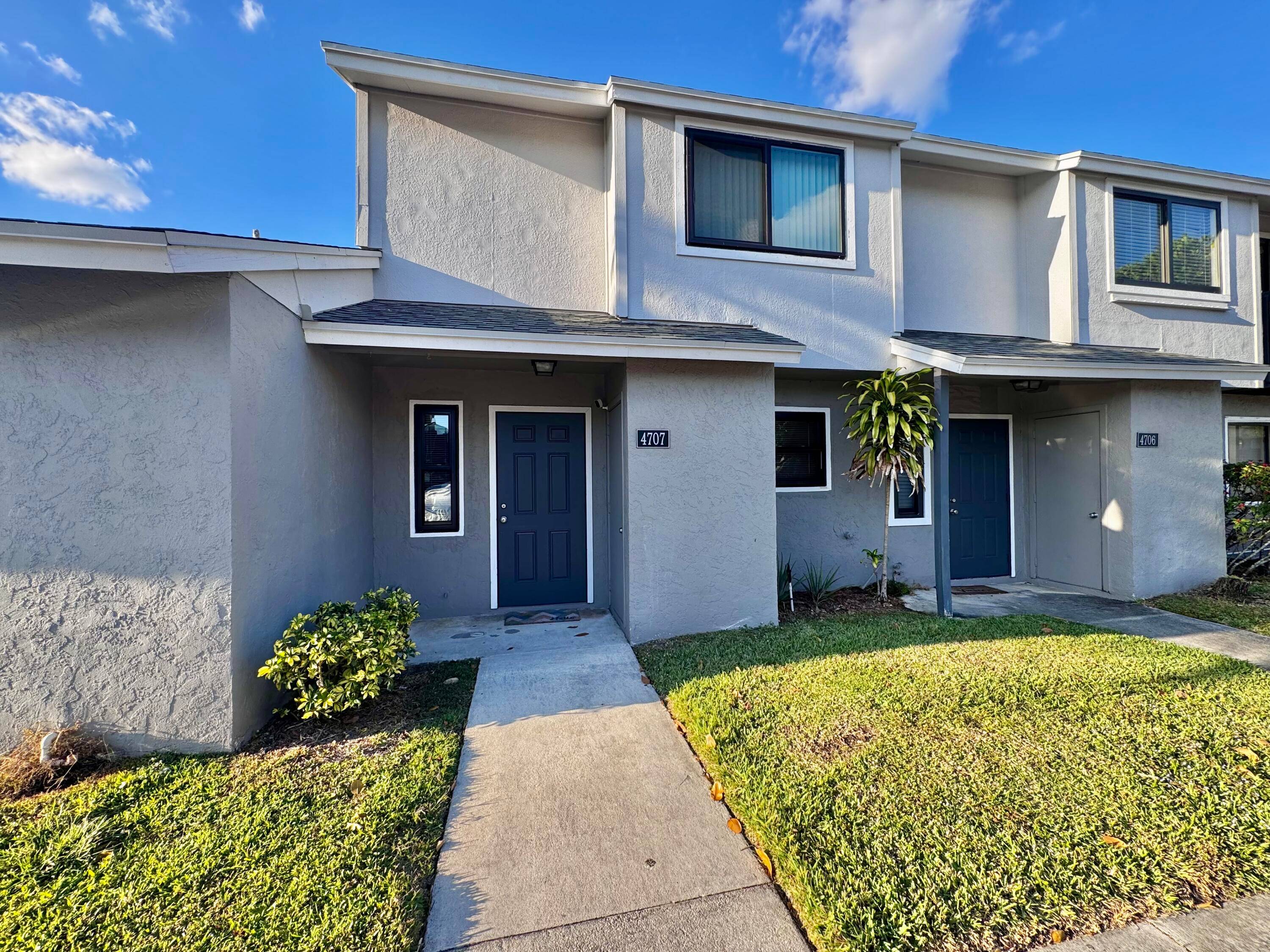 PRICED TO SELL ! This beautifully renovated 2 2.