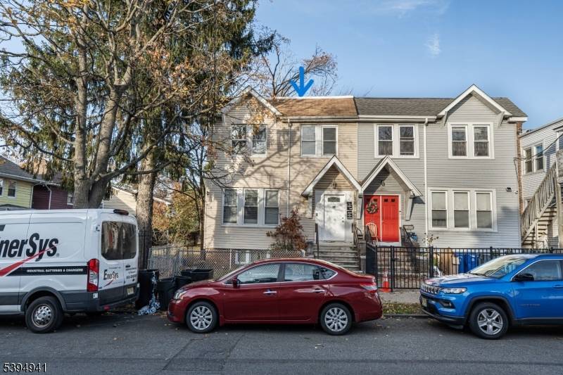 Fantastic Multi Family Duplex Opportunity !