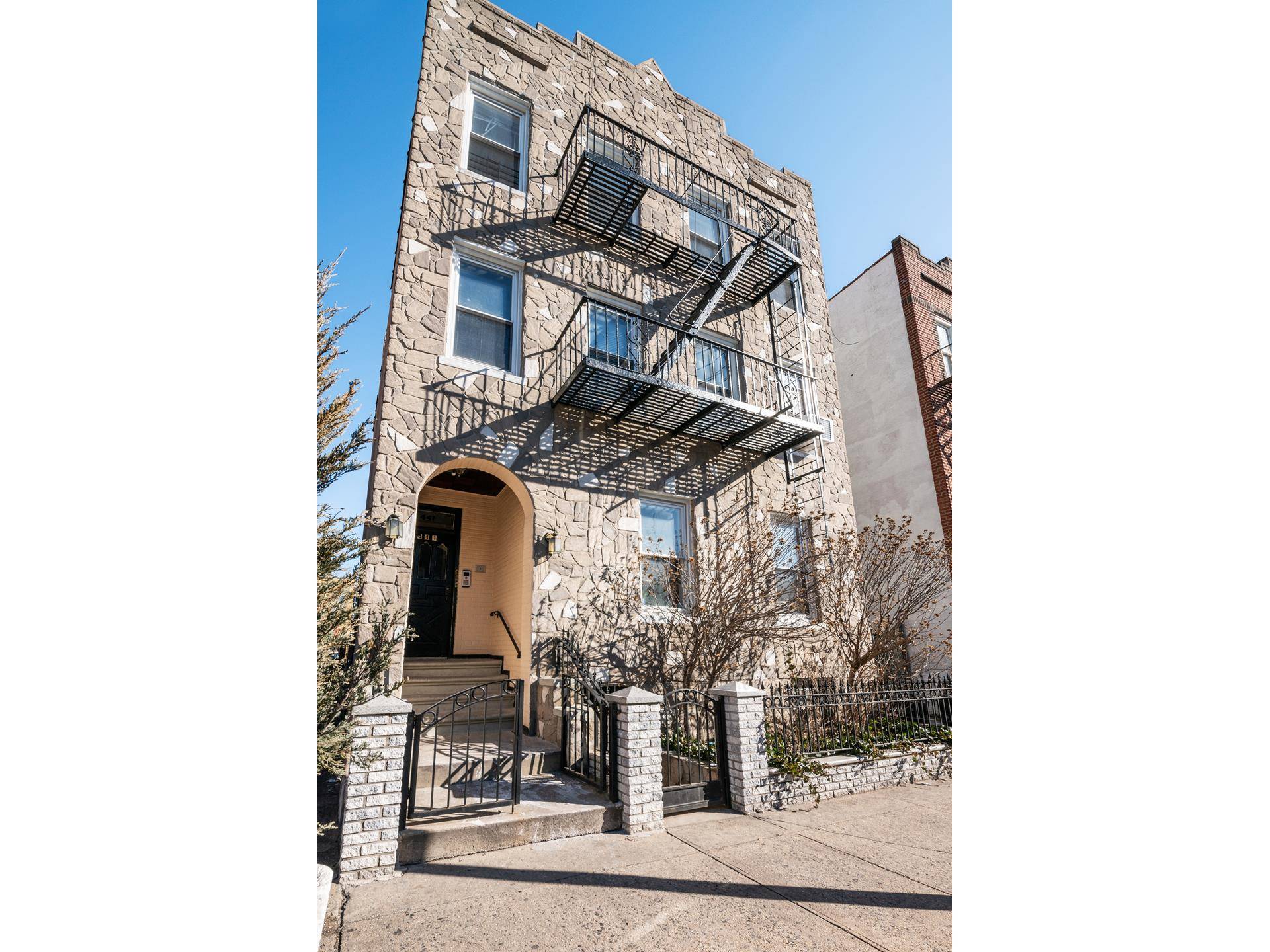 Discover a rare and lucrative investment opportunity with this fully detached, legal five family townhouse in Brooklyn's desirable East Flatbush neighborhood.