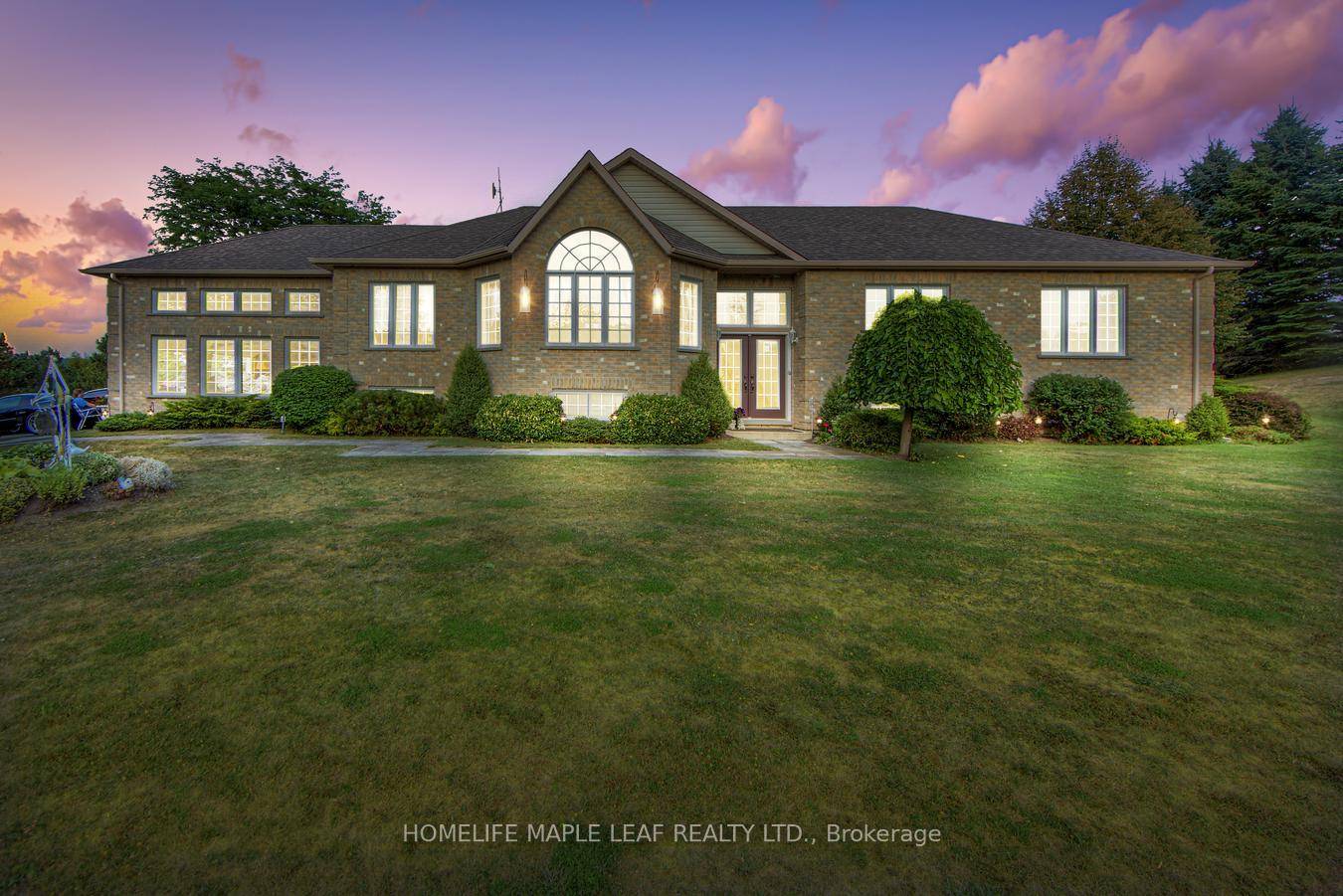 Welcome to Mulmur Township, within walking distance to Mansfield Ski Hill.