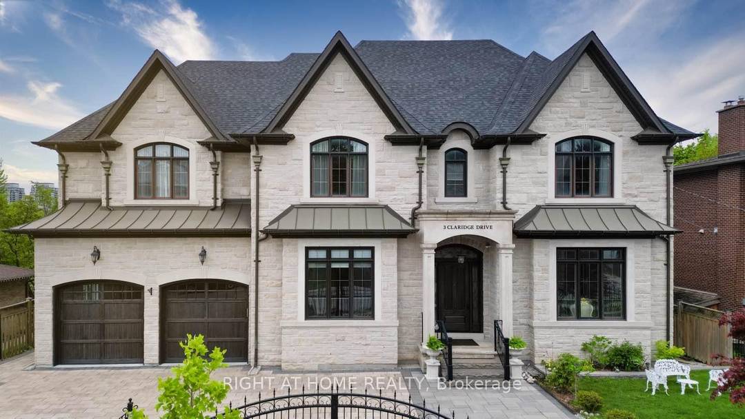 Welcome to 3 Claridge Drive, a meticulously crafted custom home located in the prestigious enclave of South Richvale, one of Richmond Hill's most coveted neighbourhoods.