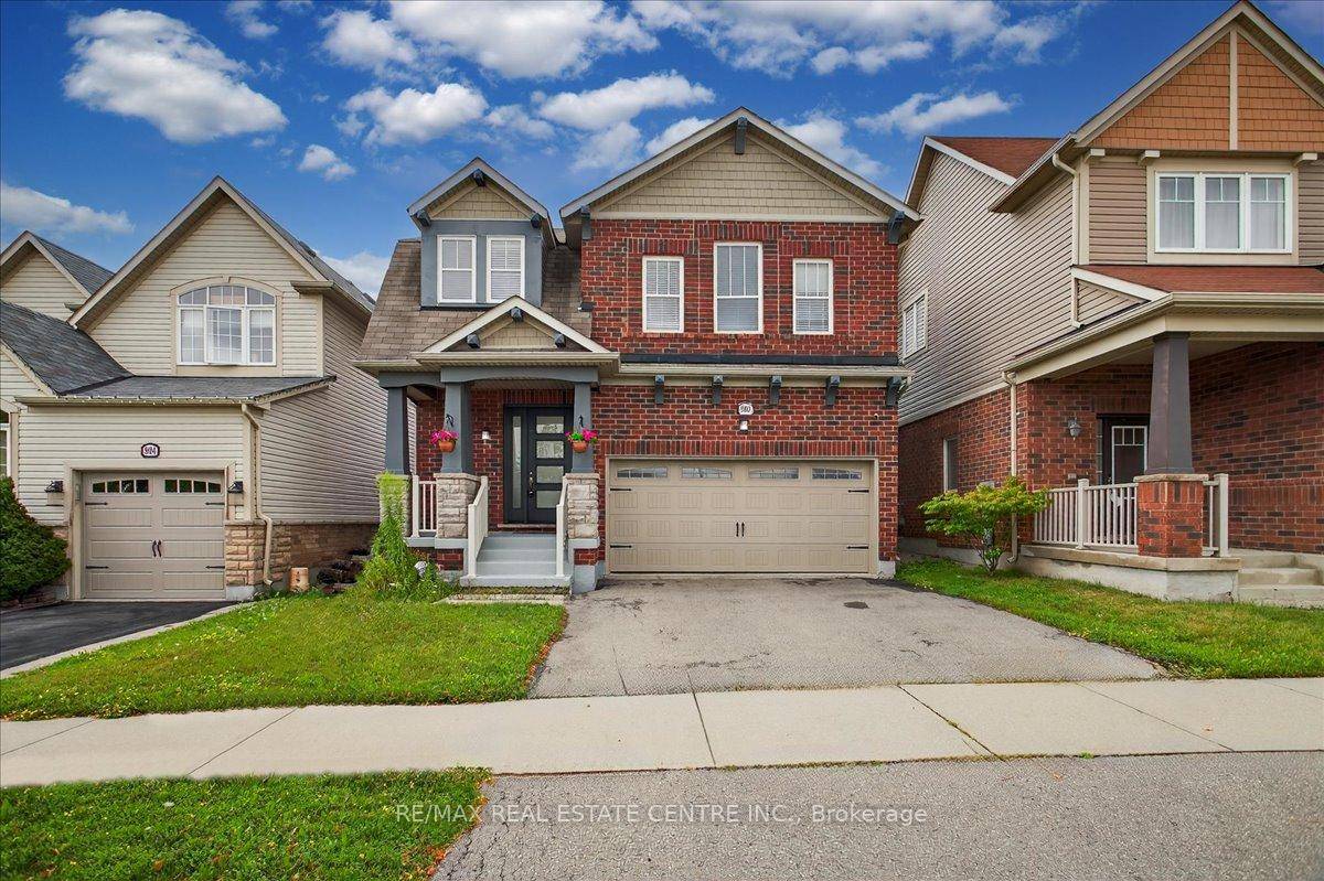 Absolutely stunning 3 1 3 Washroom 2, 220 sq ft home in quiet family friendly Coates area of central Milton adjacent to greenspace and beautiful morning evening vistas of the ...