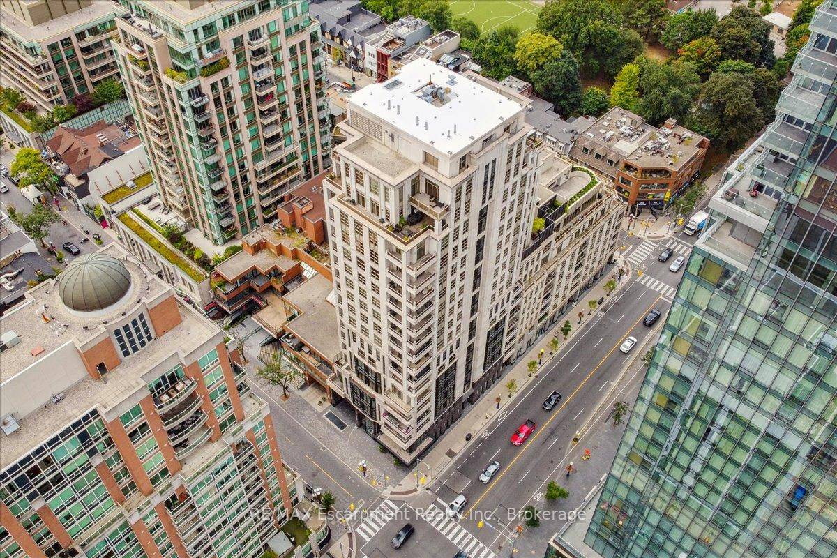 Welcome to the Regency, an exclusive residence in one of Toronto's most prestigious neighbourhoods, directly across from the iconic Four Seasons Hotel.