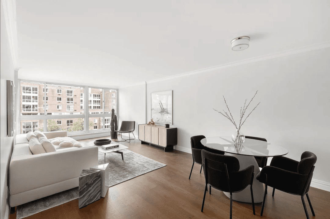 Welcome to Westview. Seconds from everything, away from it all !