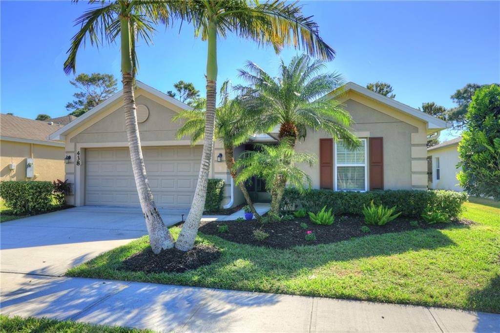 Welcome to this impressive Sebastian home in the gated sought out community of Ashbury.
