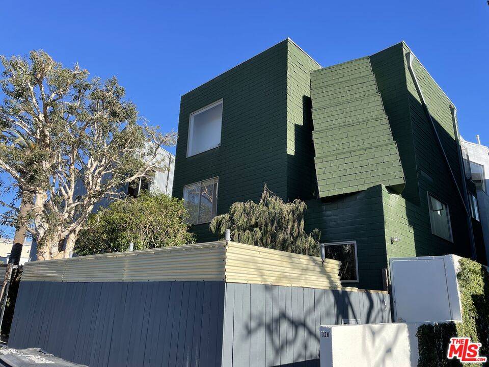 326 INDIANA AVE 1.0 Marina Del Rey LA