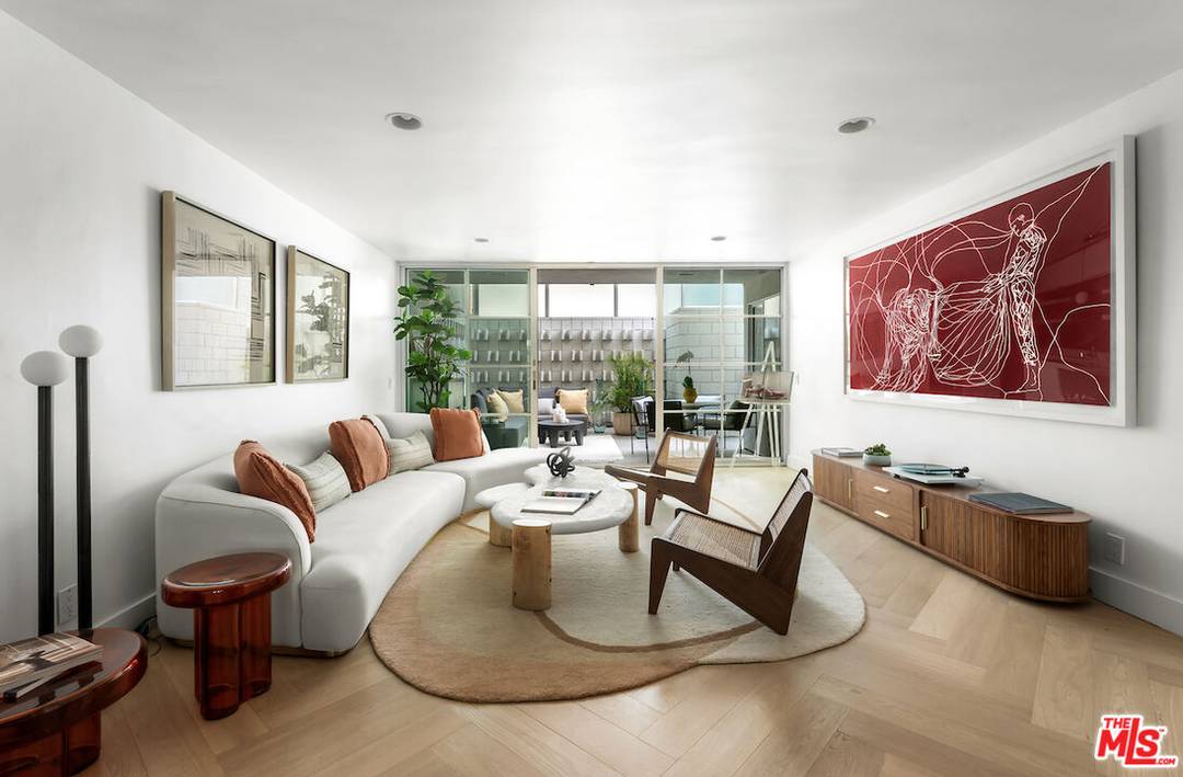 1400  N Sweetzer Ave 2BR Sunset Strip La