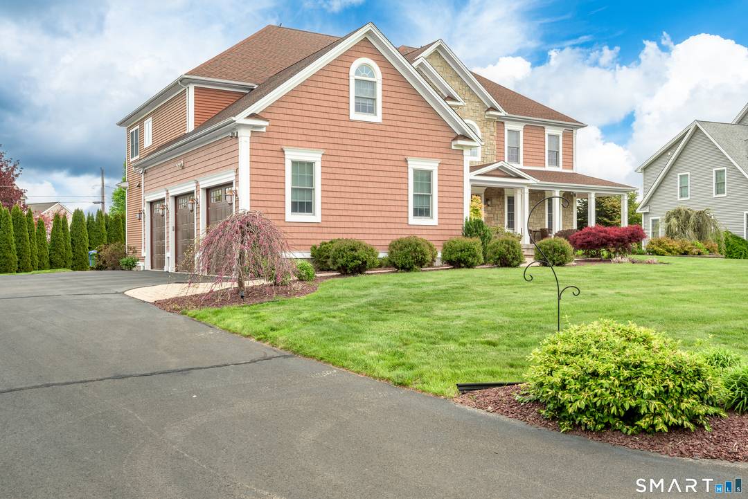 Welcome to 6 Congress Drive, Cromwell an extraordinary custom Colonial offering 4, 212 square feet of luxury living with 5 spacious bedrooms and 6 full bathrooms.