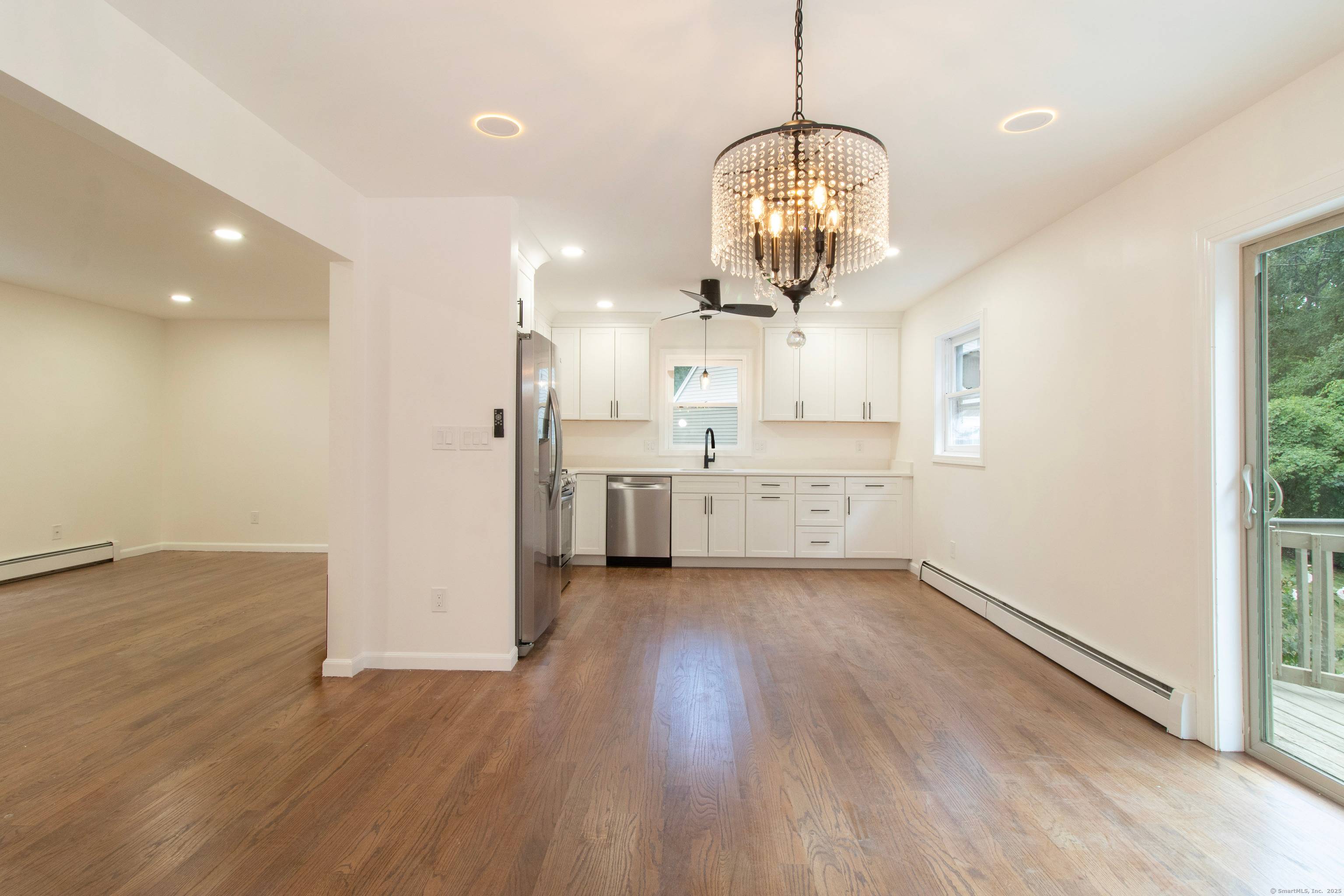 Private Condominium Living !