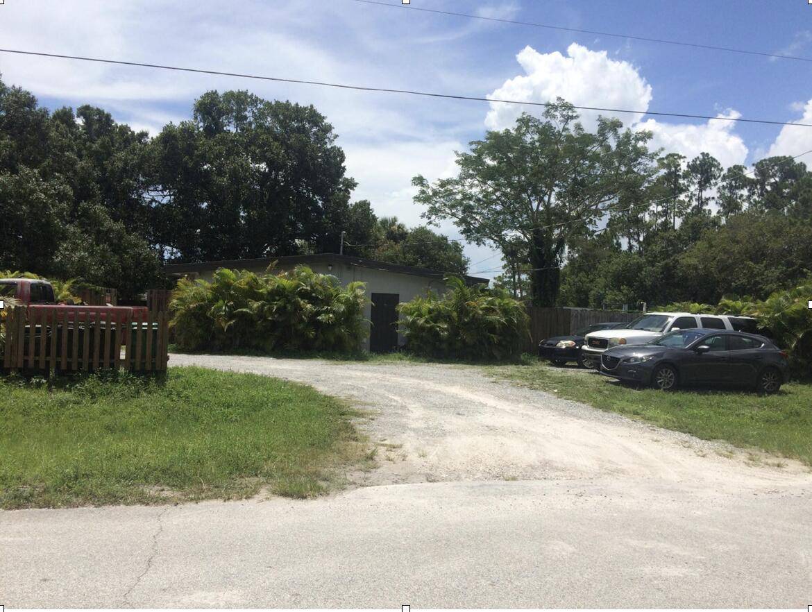 Located in Lakewood Park area.