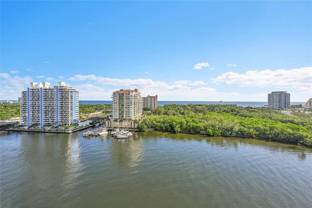 This corner unit has incredible views of the Ocean, Intracostal, and the Bonnett estate.