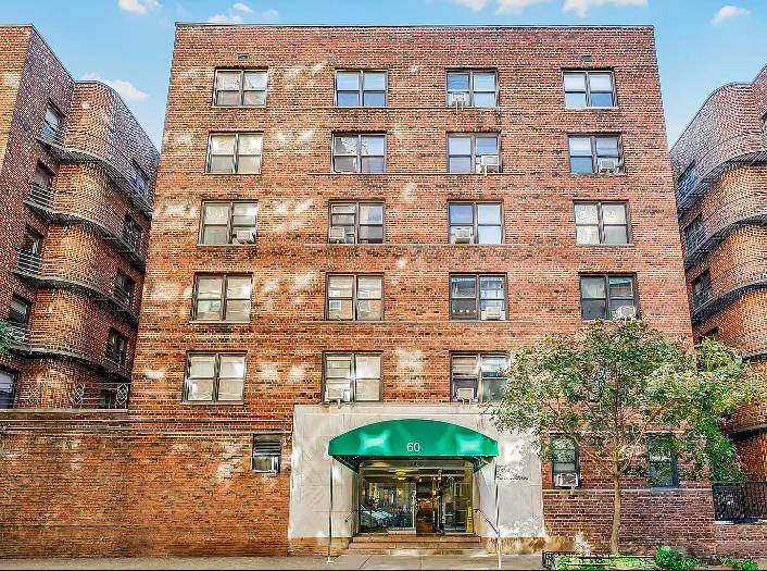 All Showings and Open Houses are By Appointment Only Turnkey Coop located in the heart of Greenwich Village ready for move in.